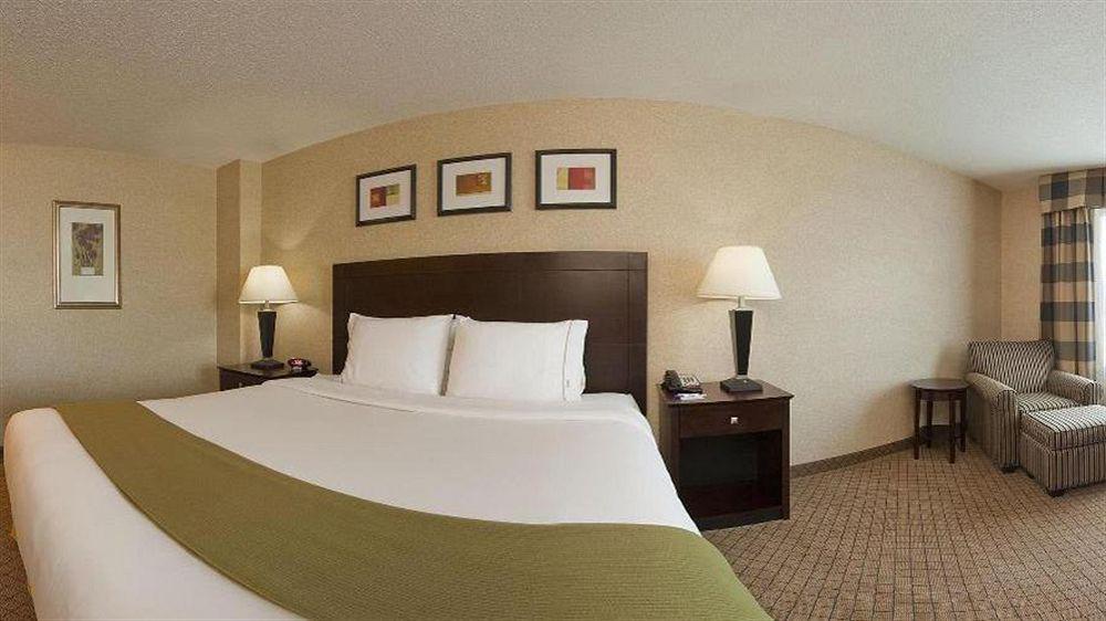 Holiday Inn Express Hotel&Suites &erson Anderson Exterior foto