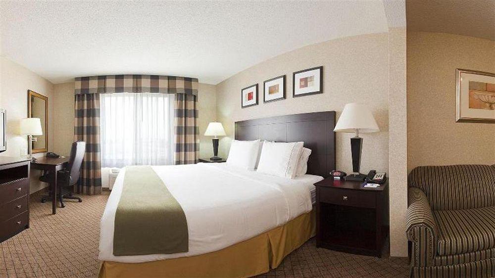 Holiday Inn Express Hotel&Suites &erson Anderson Exterior foto